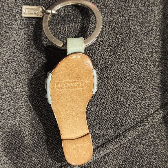 Coach Vintage Vachetta Leather Flip Flop Crystal Key Ring Fob - Blue - Picture 2 of 2